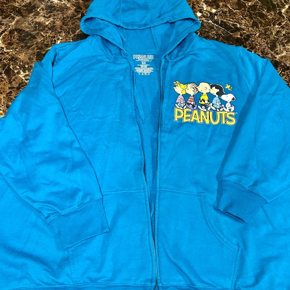 Peanuts blue zip up hoodie, with pockets, size 5X. Peanuts decal on the chest. - Picture 2 of 3